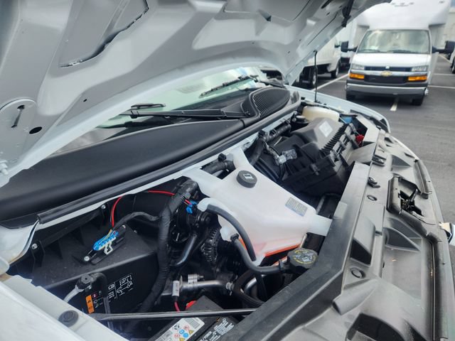 New 2024 Chevrolet Express 3500 w/ Power Convenience Package RWD image 32