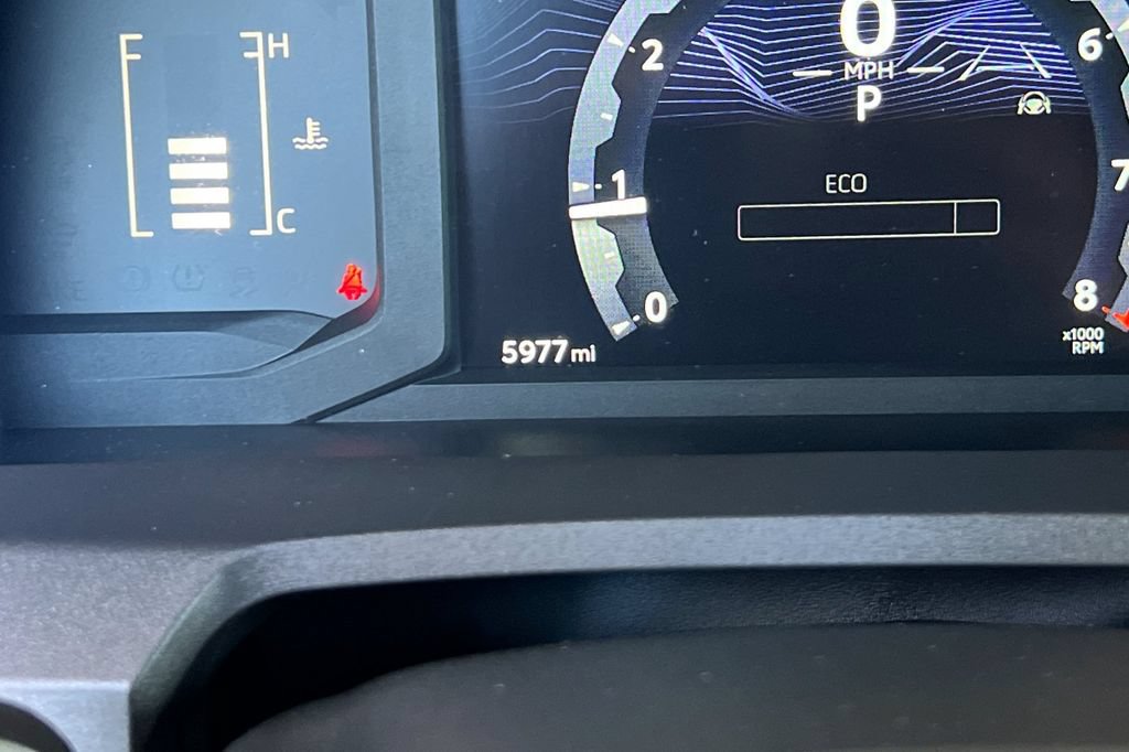 Certified 2025 Toyota Tacoma SR5 AWD/4WD image 30