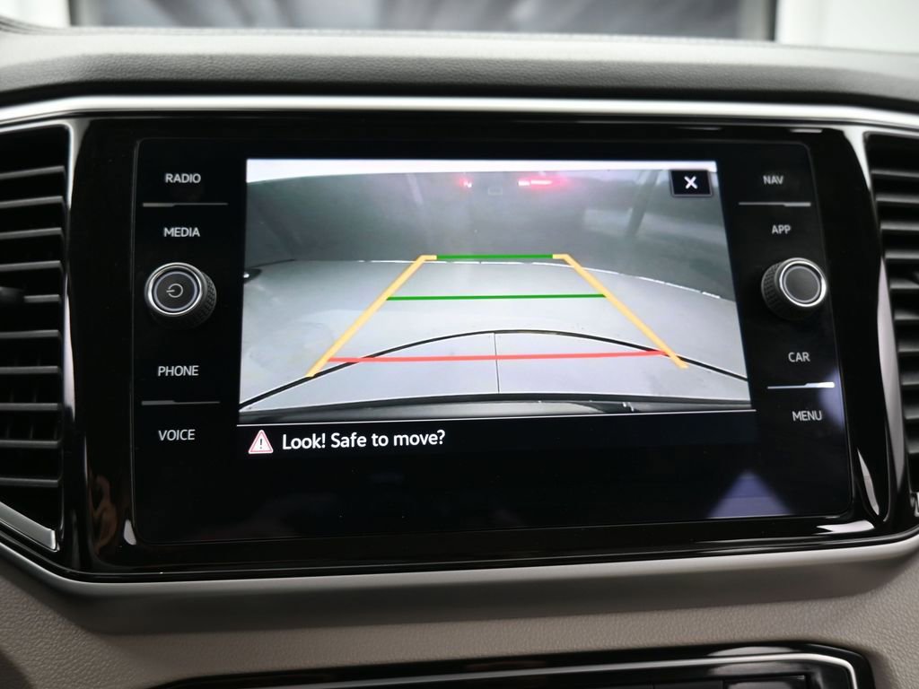 Used 2023 Volkswagen Atlas SEL R-Line image 21