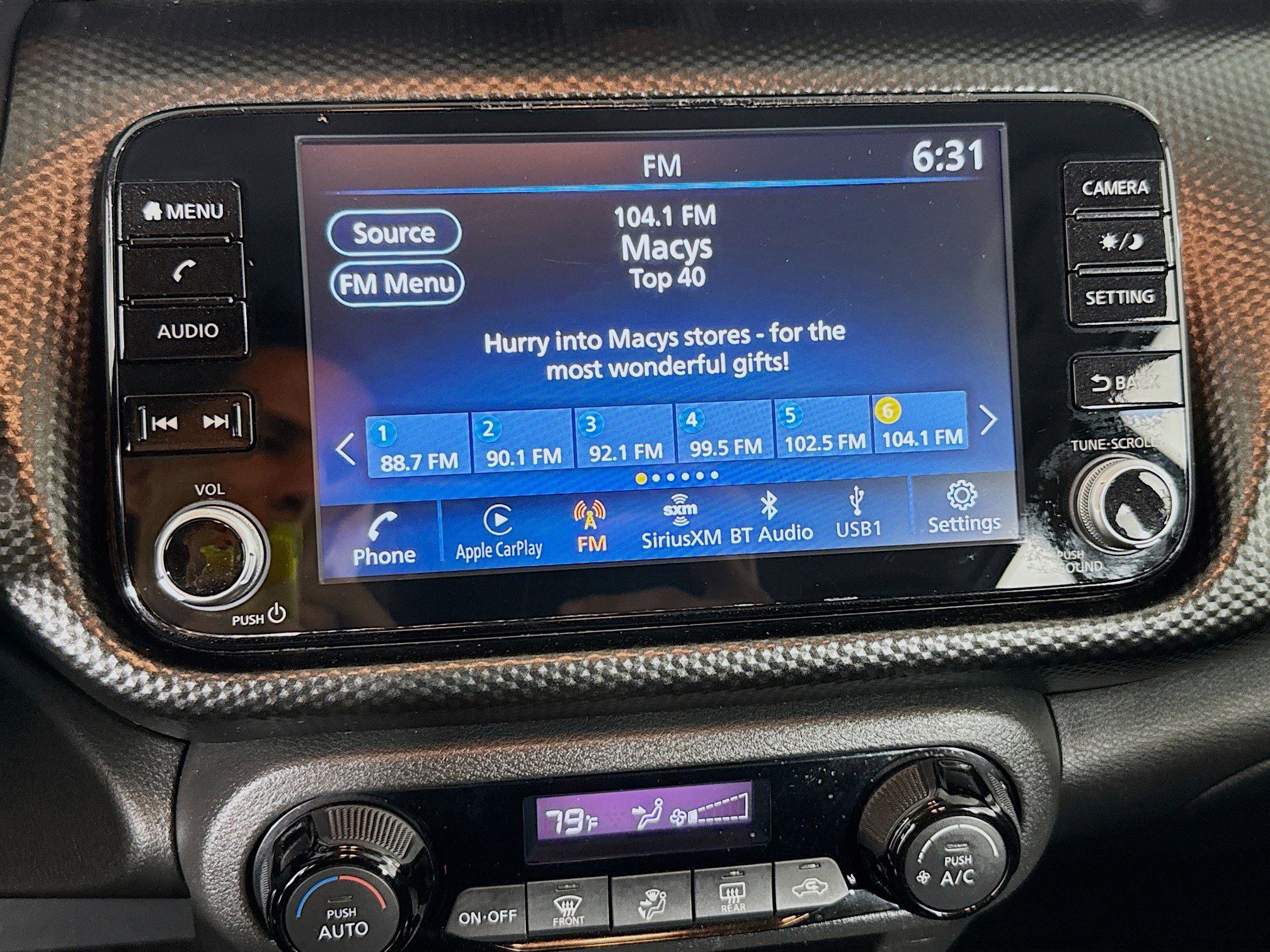 Used 2021 Nissan Kicks SV image 17