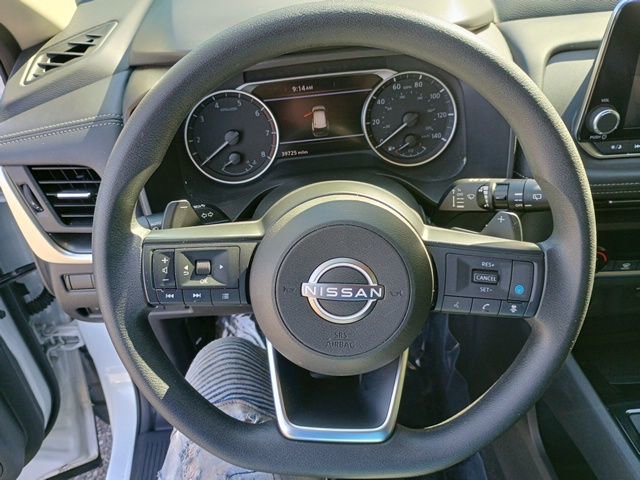 Used 2024 Nissan Rogue SV image 27