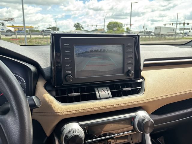 Used 2019 Toyota RAV4 LE FWD image 23