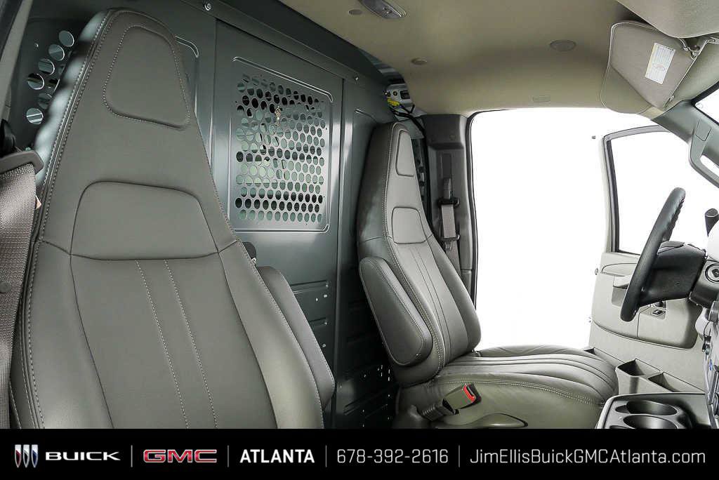 New 2025 GMC Savana 2500 w/ Driver Convenience Package RWD image 18
