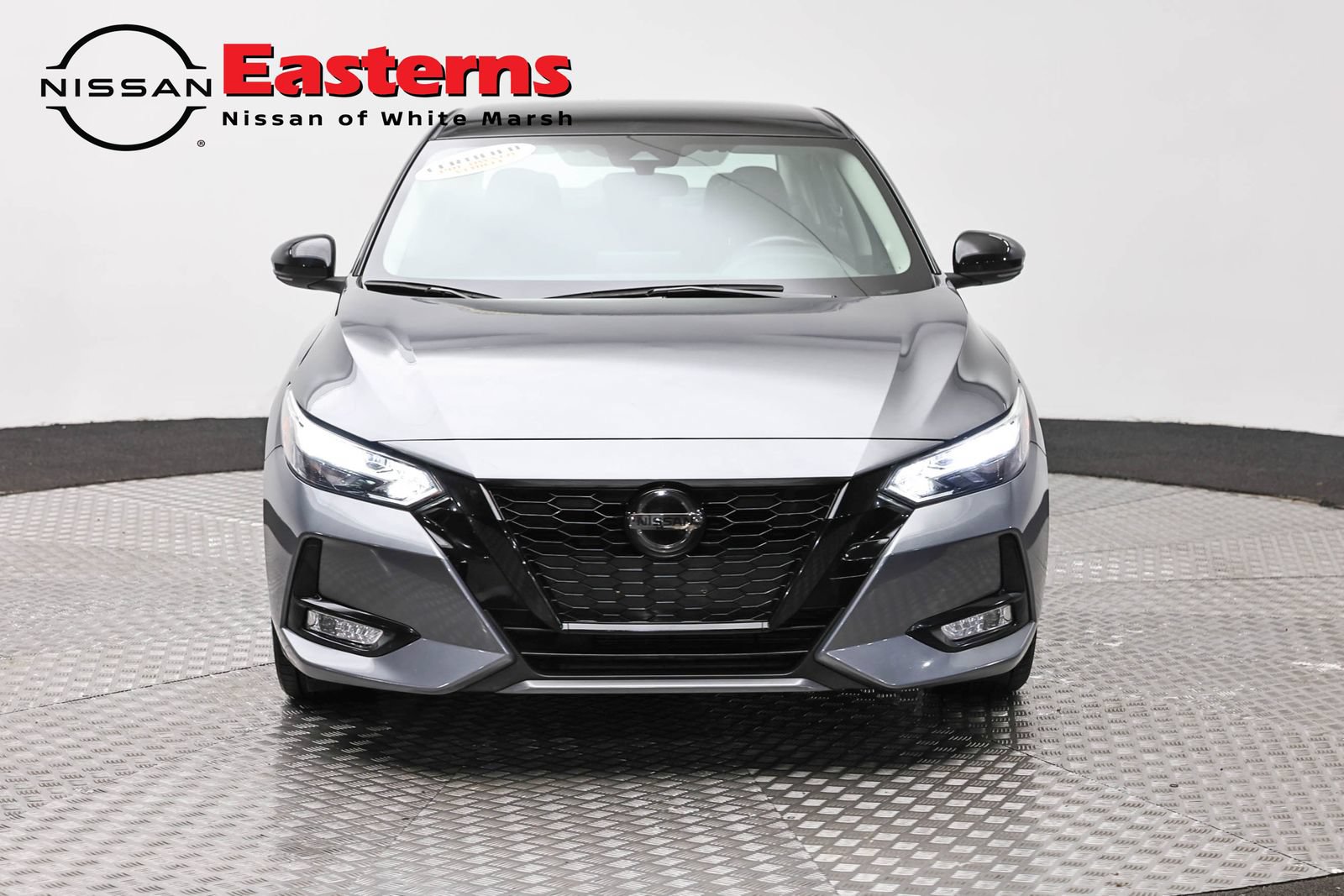 Used 2023 Nissan Sentra SR w/ Midnight Edition Package FWD image 2
