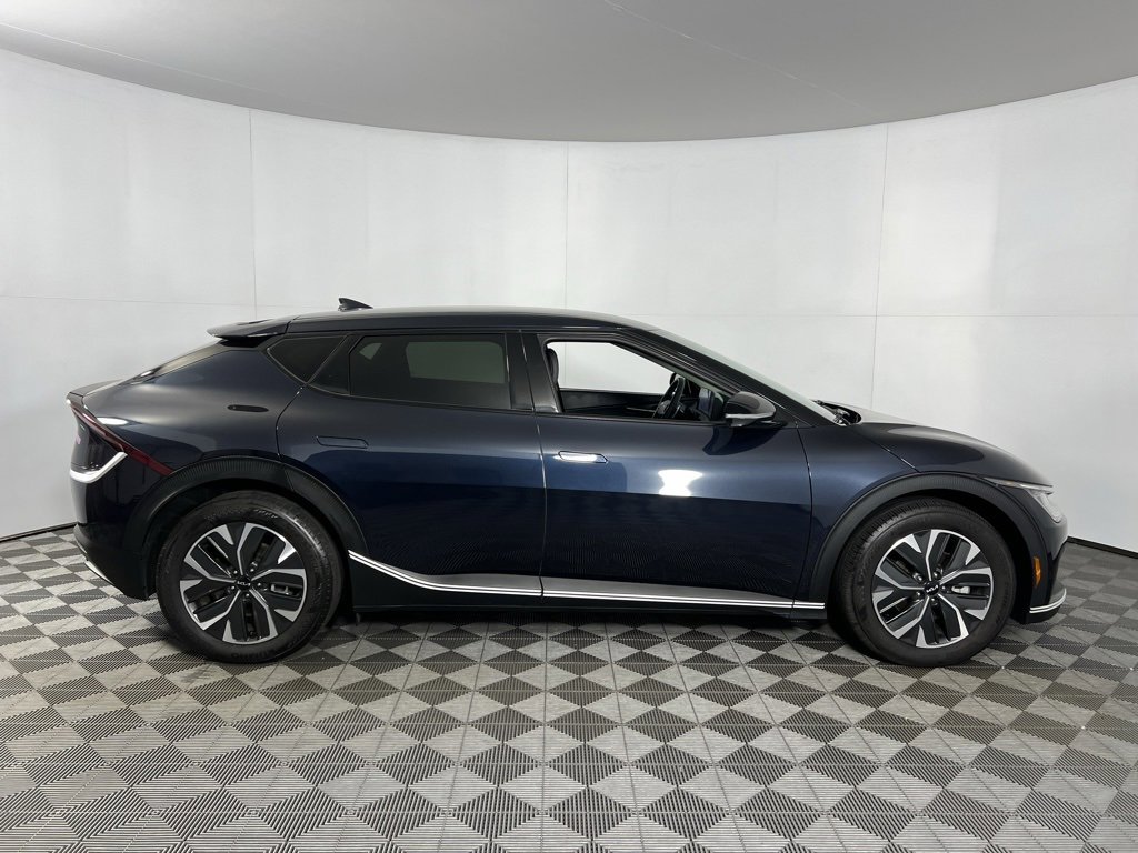 Used 2024 Kia EV6 Light image 5