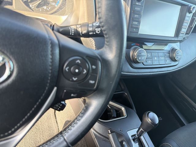 Used 2017 Toyota RAV4 XLE w/ Carpet Mat Package AWD/4WD image 17
