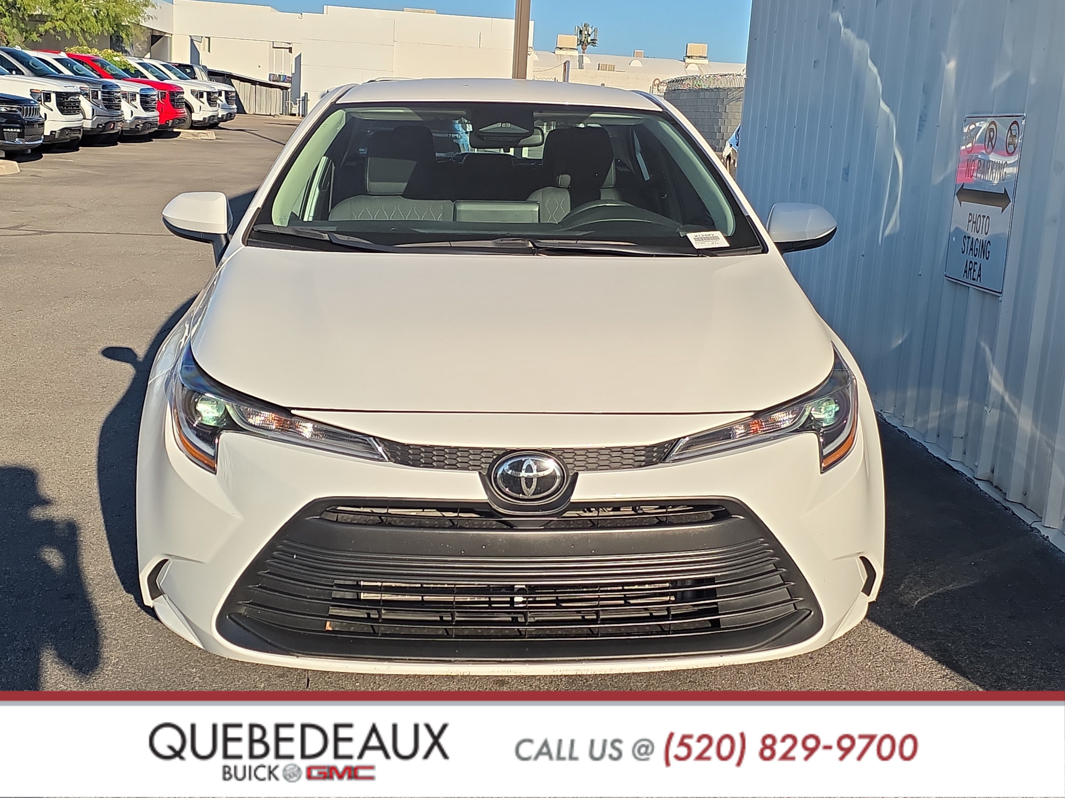 Used 2025 Toyota Corolla LE FWD image 2