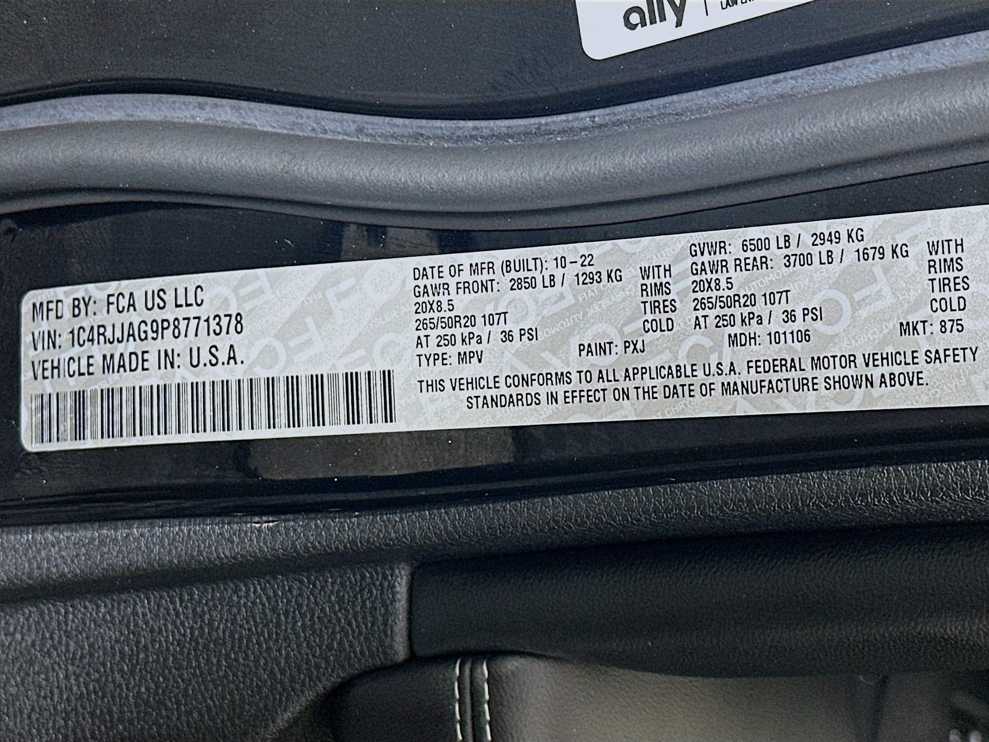 Used 2023 Jeep Grand Cherokee L Laredo image 12