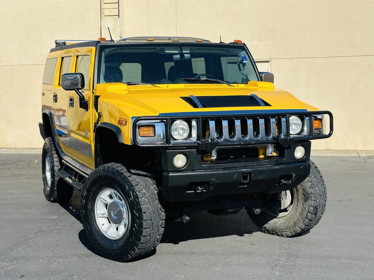 Used 2003 HUMMER H2 w/ Preferred Equipment Group