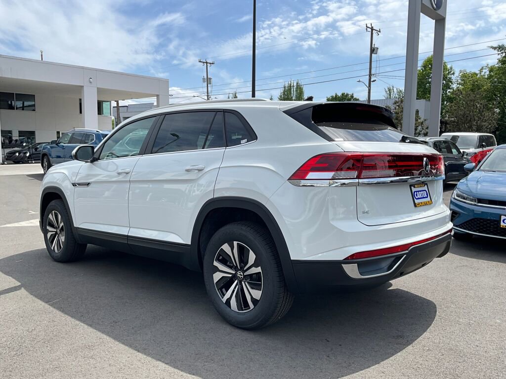 New 2025 Volkswagen Atlas Cross Sport SE image 6