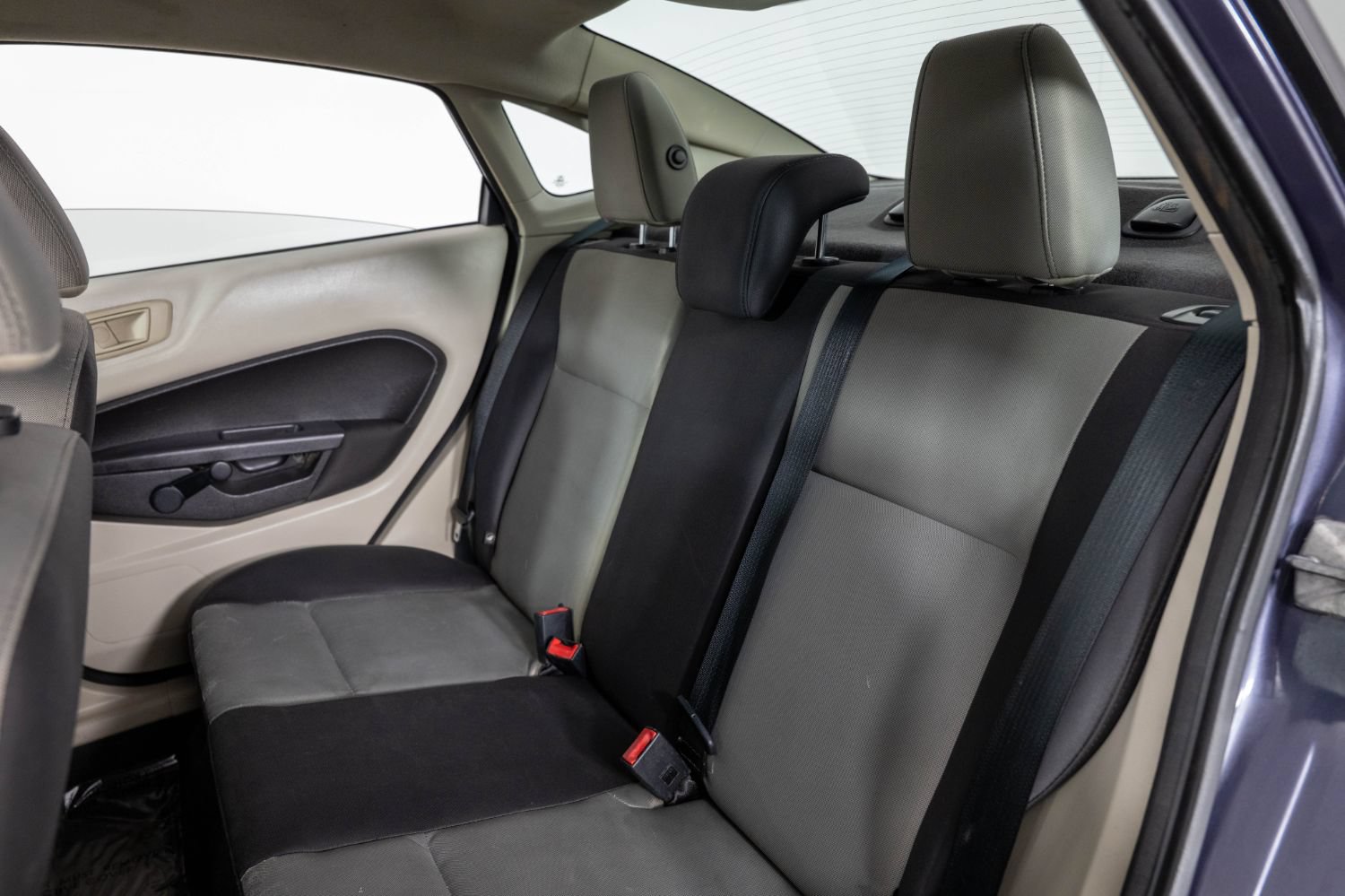 Used 2012 Ford Fiesta S FWD image 17
