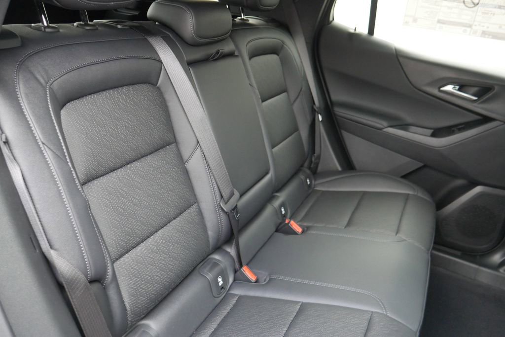 New 2026 Chevrolet Equinox LT image 25