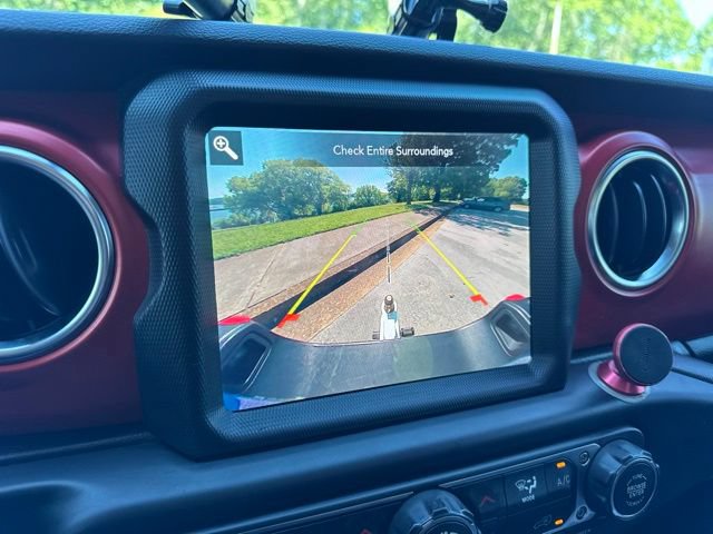 Used 2021 Jeep Gladiator Rubicon AWD/4WD image 18