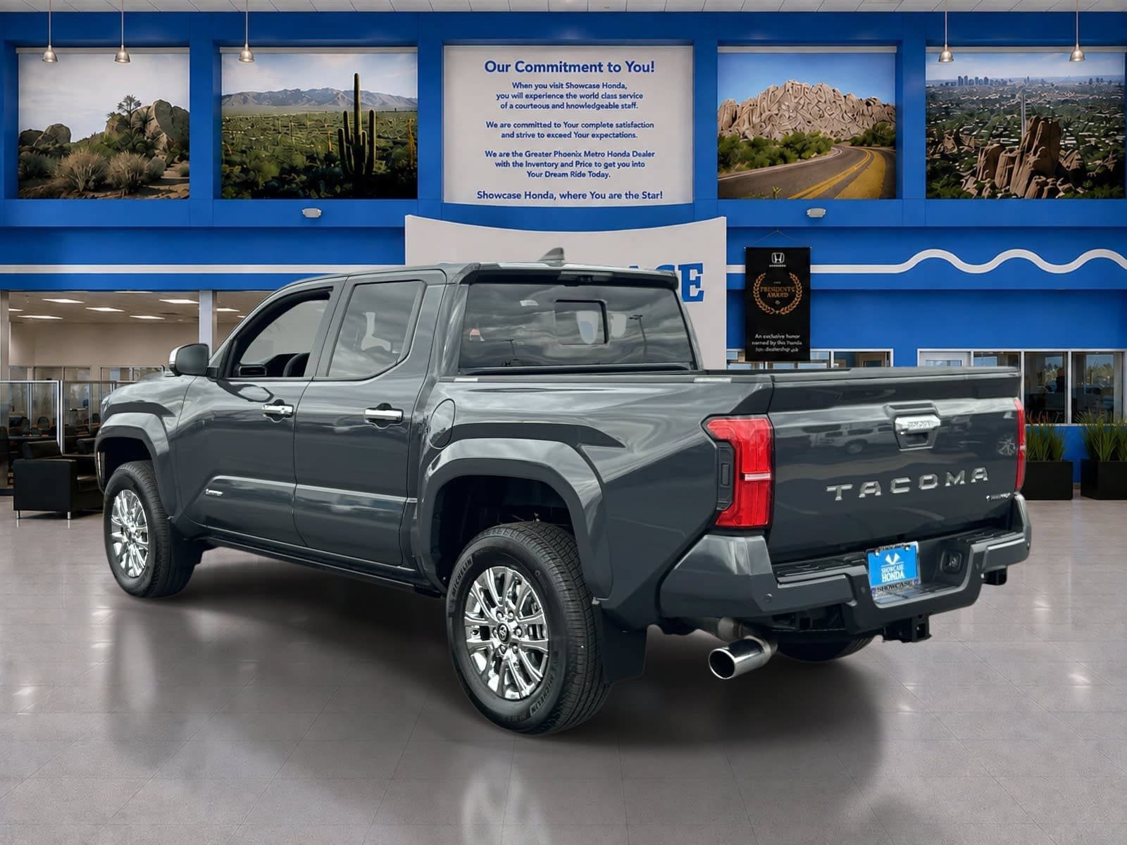 Used 2025 Toyota Tacoma Limited AWD/4WD image 8