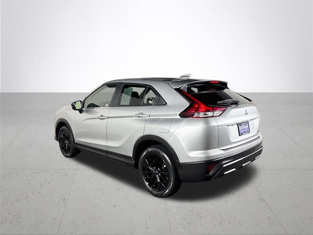 Used 2022 Mitsubishi Eclipse Cross LE AWD/4WD image 8