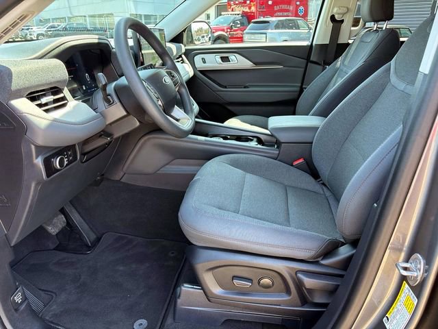 Used 2026 Ford Explorer Active image 8