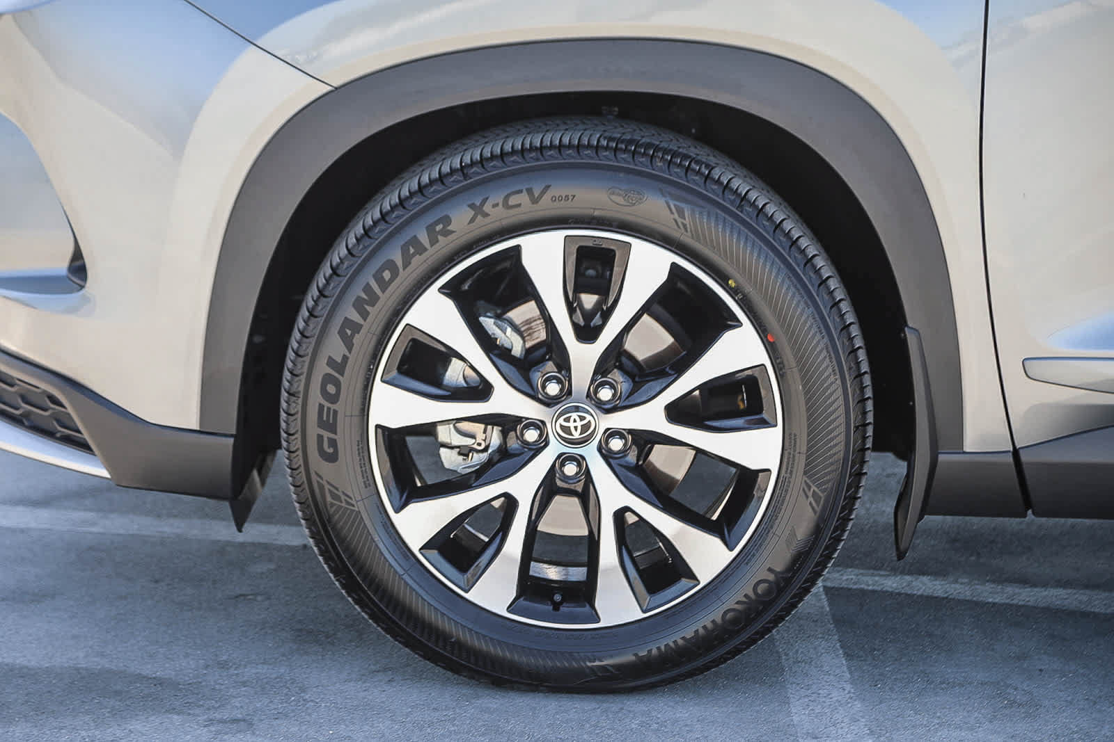 Certified 2025 Toyota Grand Highlander AWD Hybrid image 11