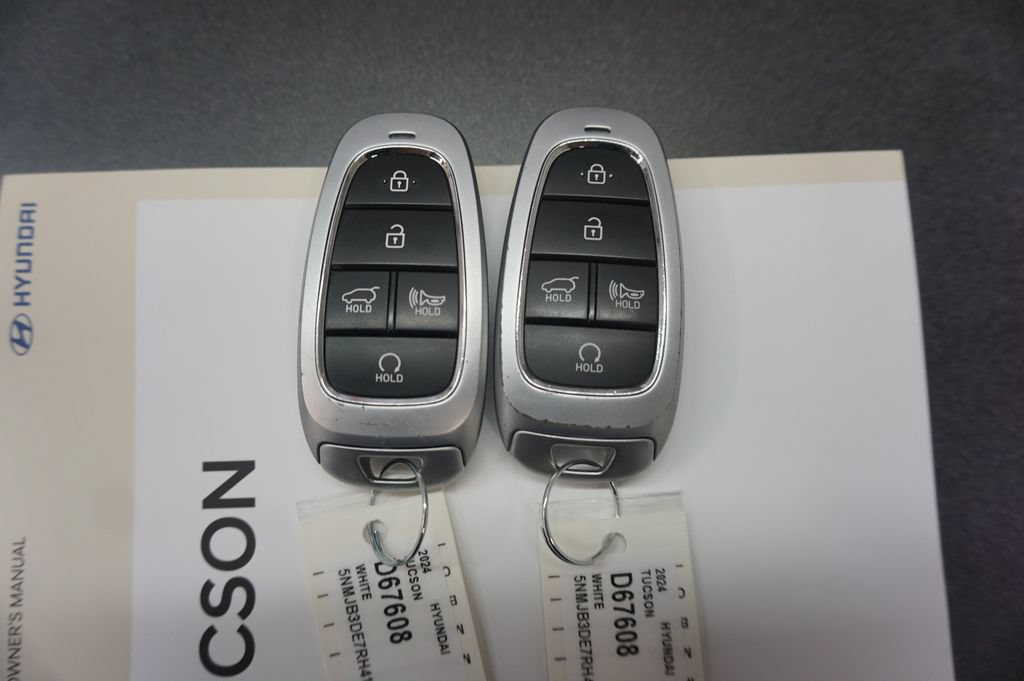 Used 2024 Hyundai Tucson SEL FWD image 16