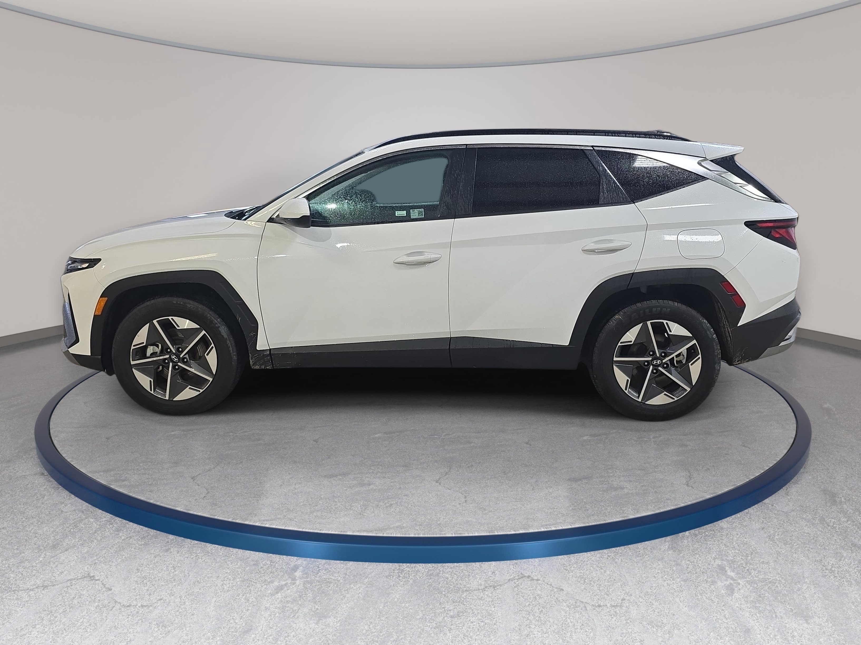 Used 2025 Hyundai Tucson SEL AWD/4WD image 9