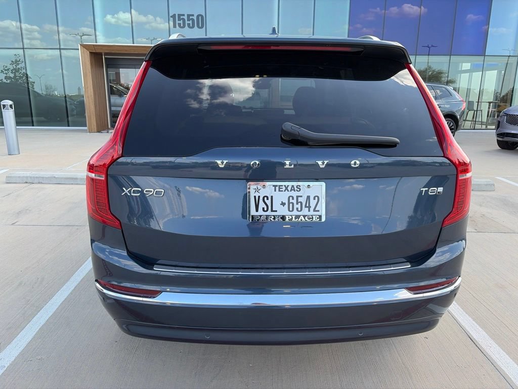 Used 2025 Volvo XC90 T8 Ultra w/ Protection Package Premier AWD/4WD image 4
