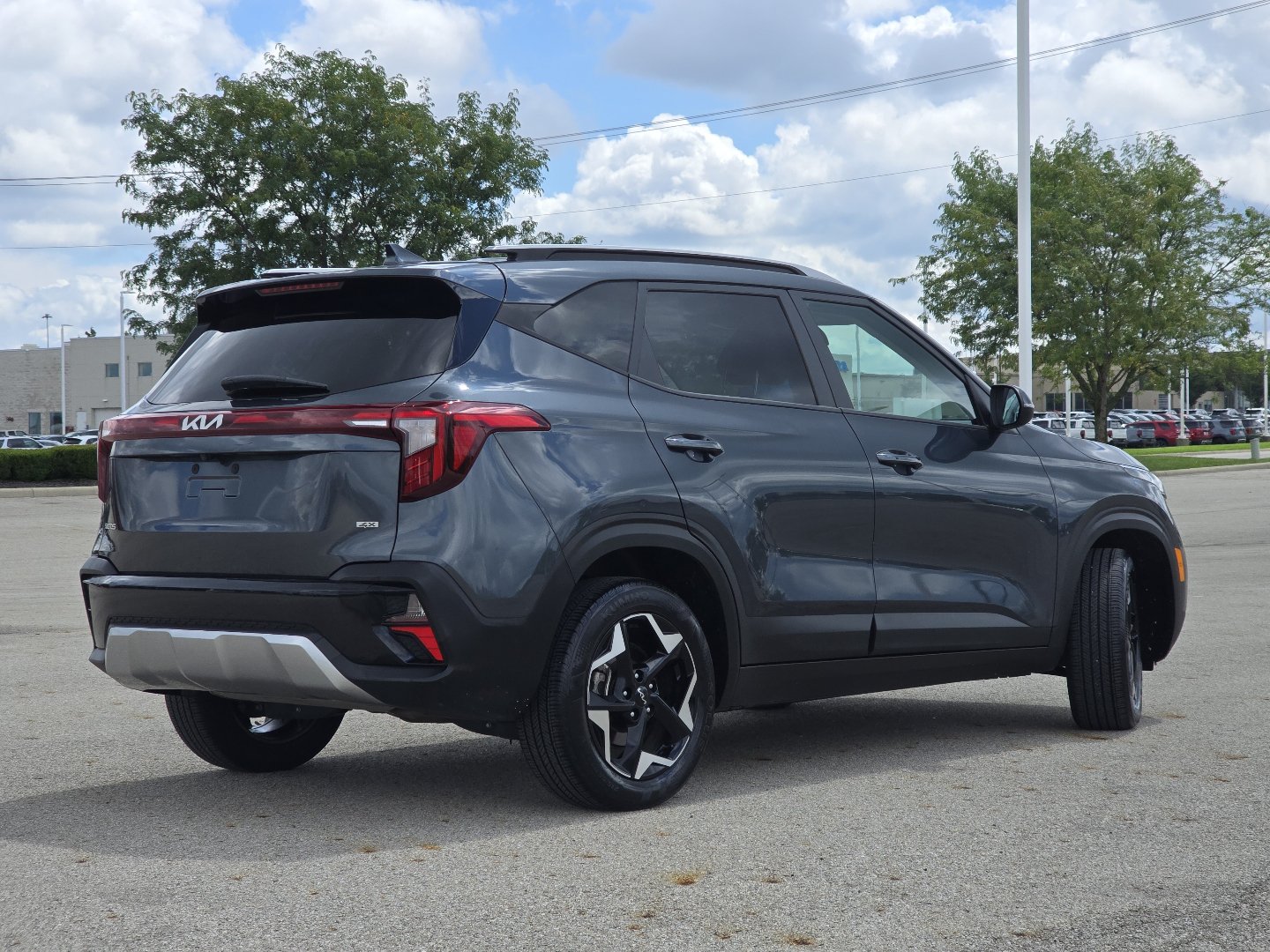 Used 2025 Kia Seltos S AWD/4WD image 19