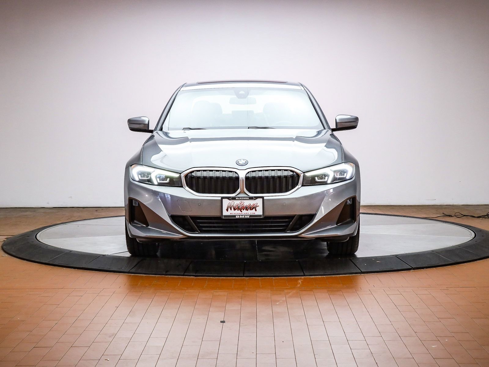Used 2023 BMW 330e w/ Driving Assistance Package RWD image 7