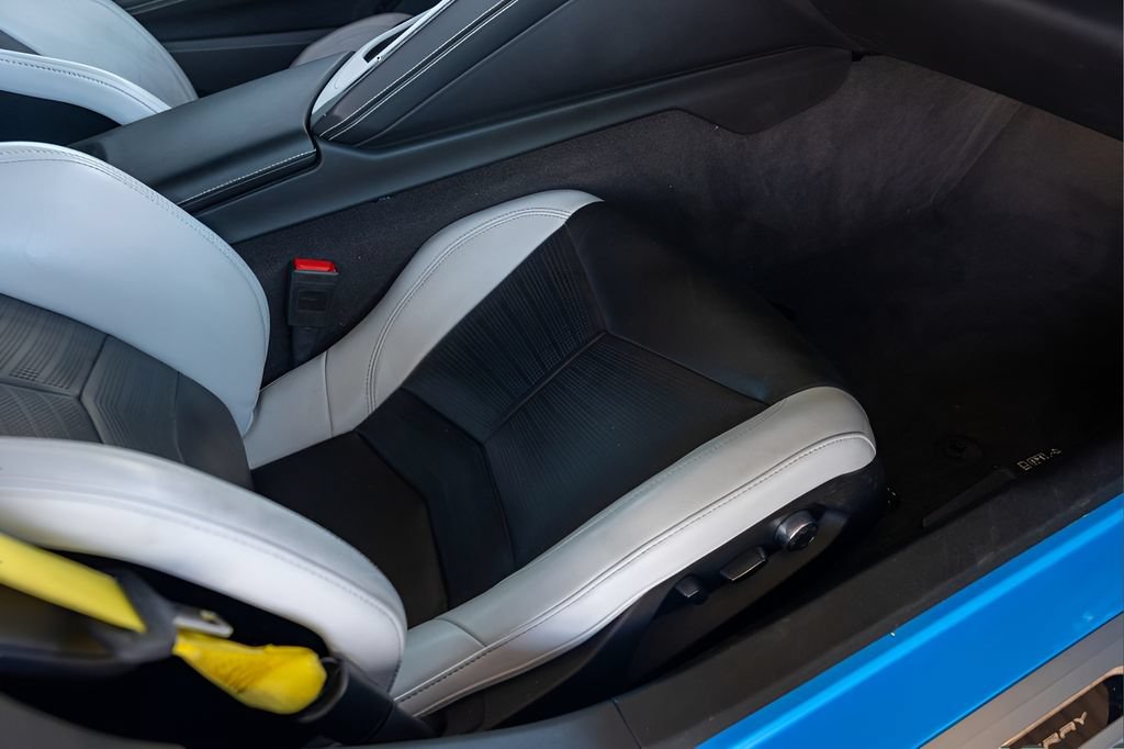 Used 2023 Chevrolet Corvette Stingray Preferred Cpe w/ Z51 Performance Package RWD image 55