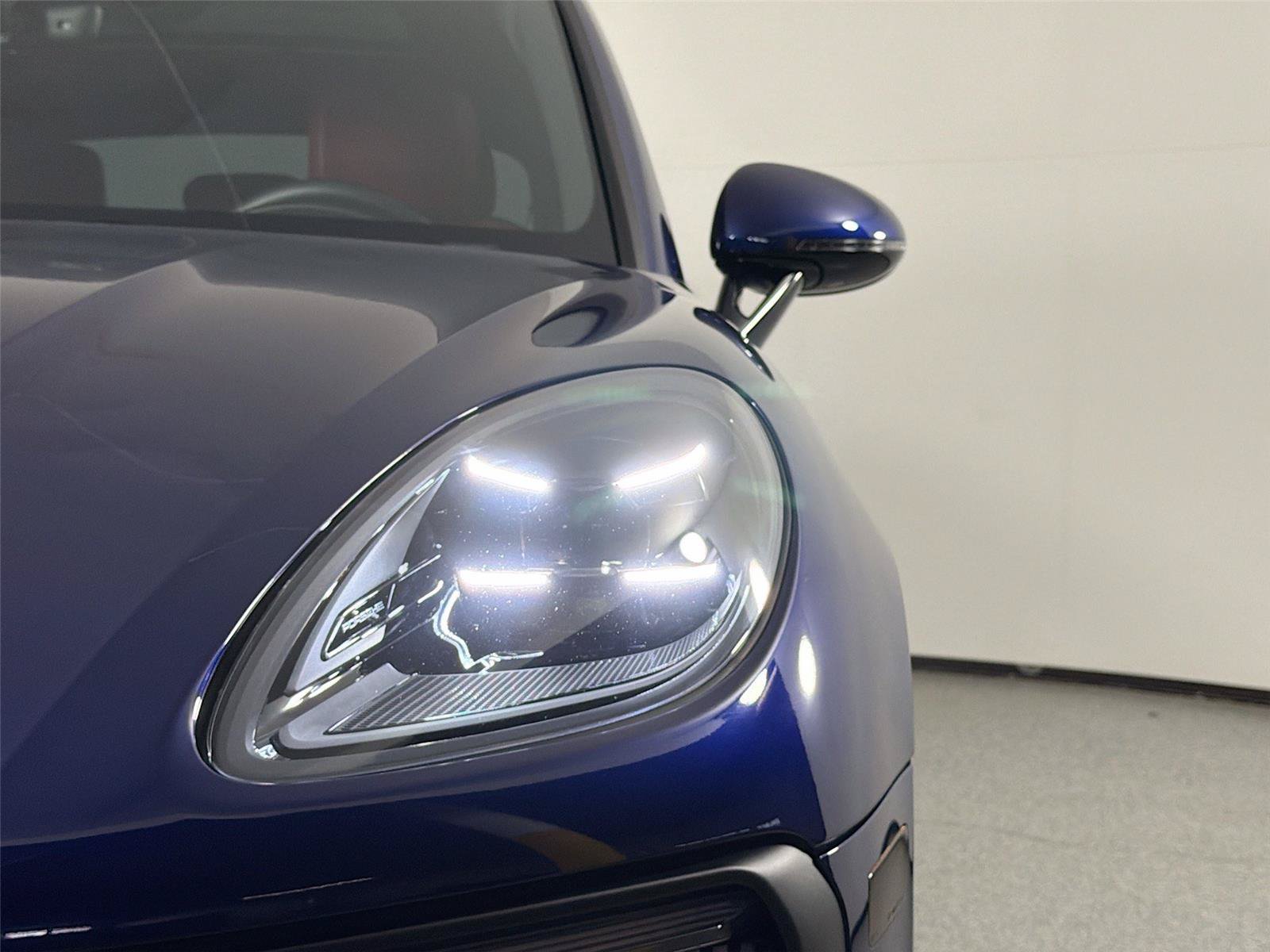 Certified 2023 Porsche Macan GTS AWD/4WD image 15
