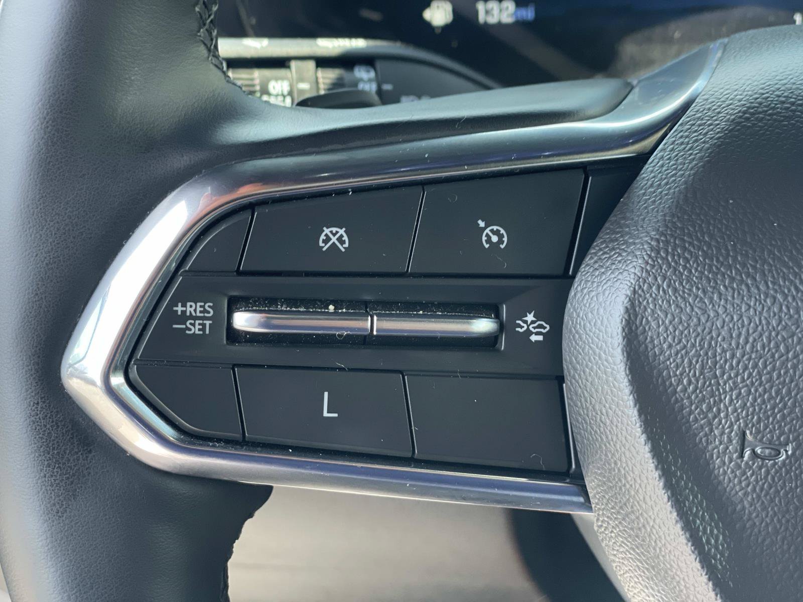 Used 2025 Chevrolet Equinox LT FWD image 11
