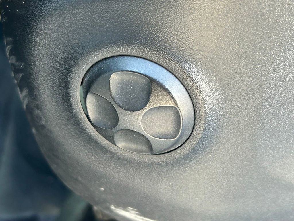 Used 2024 Jeep Gladiator Mojave w/ Safety Group image 26