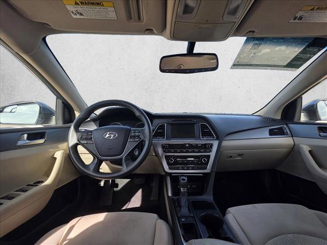 Used 2016 Hyundai Sonata SE image 17