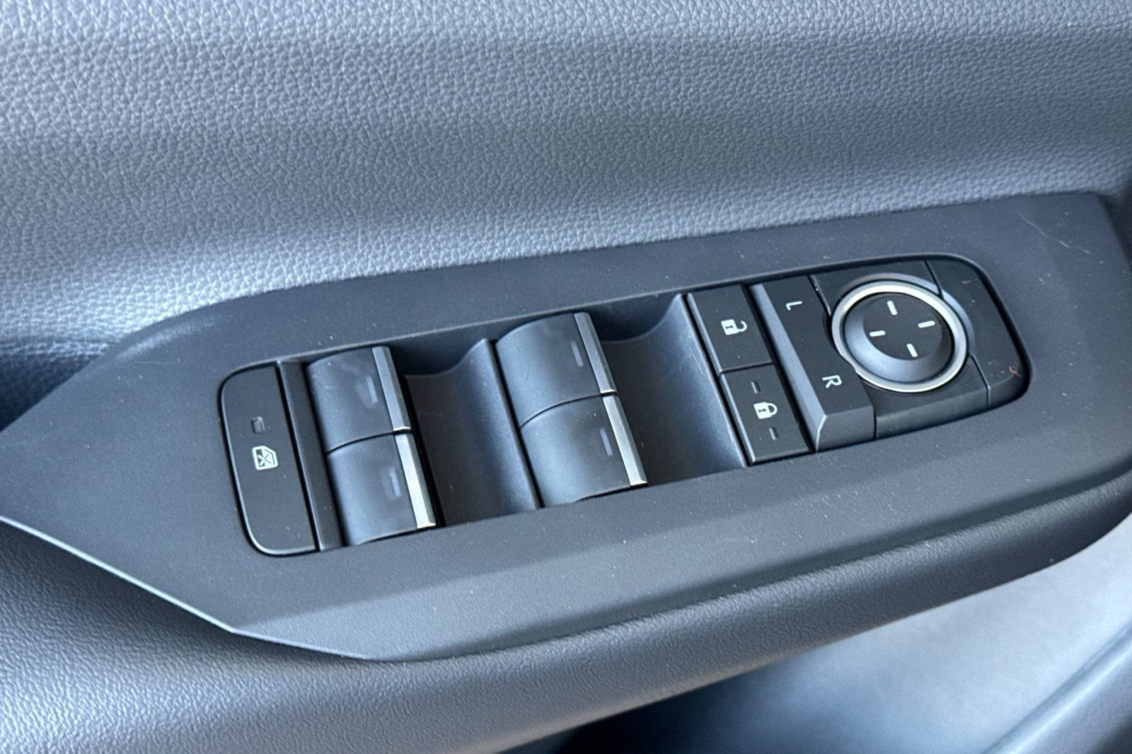 New 2027 Toyota Prius AWD image 14