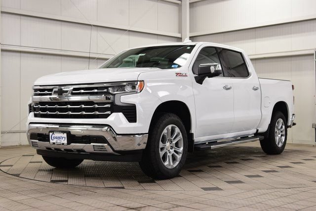 New 2026 Chevrolet Silverado 1500 LTZ w/ LTZ Premium Package AWD/4WD image 3