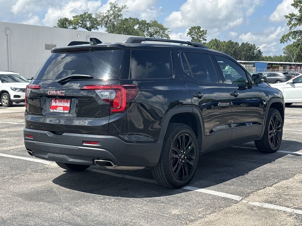 Used 2022 GMC Acadia SLE w/ Driver Convenience Package FWD image 5
