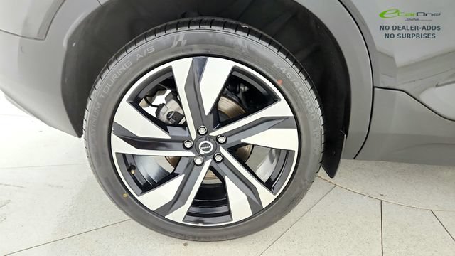 Used 2024 Volvo XC40 B5 Plus w/ Protection Package Premier AWD/4WD image 76