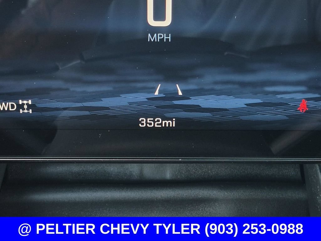 Used 2027 Chevrolet Equinox RS w/ Safety and Technology Package AWD/4WD image 19