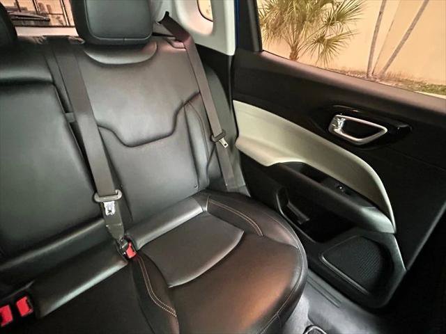 Certified 2022 Jeep Compass Limited AWD/4WD image 14