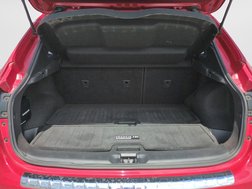 Certified 2018 Nissan Rogue Sport SV image 12