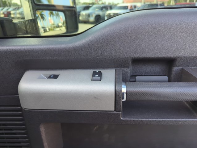 Used 2015 Ford F250 Lariat AWD/4WD image 27