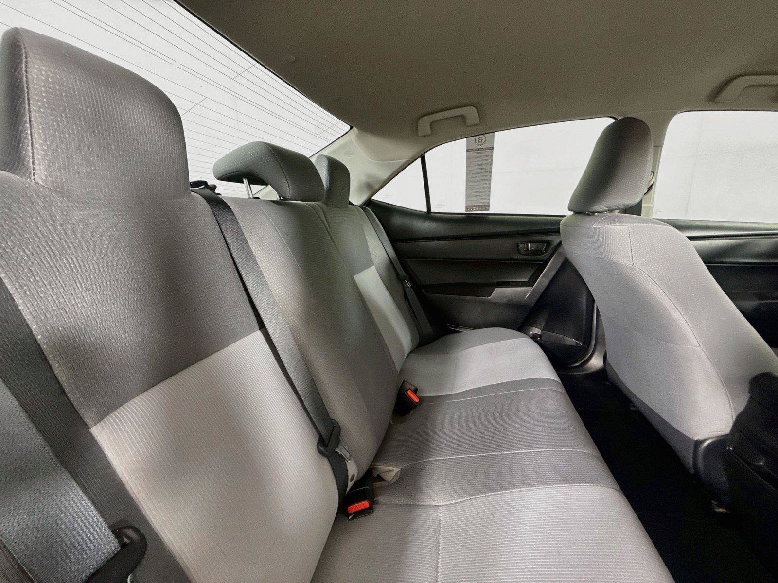 Used 2018 Toyota Corolla L FWD image 32