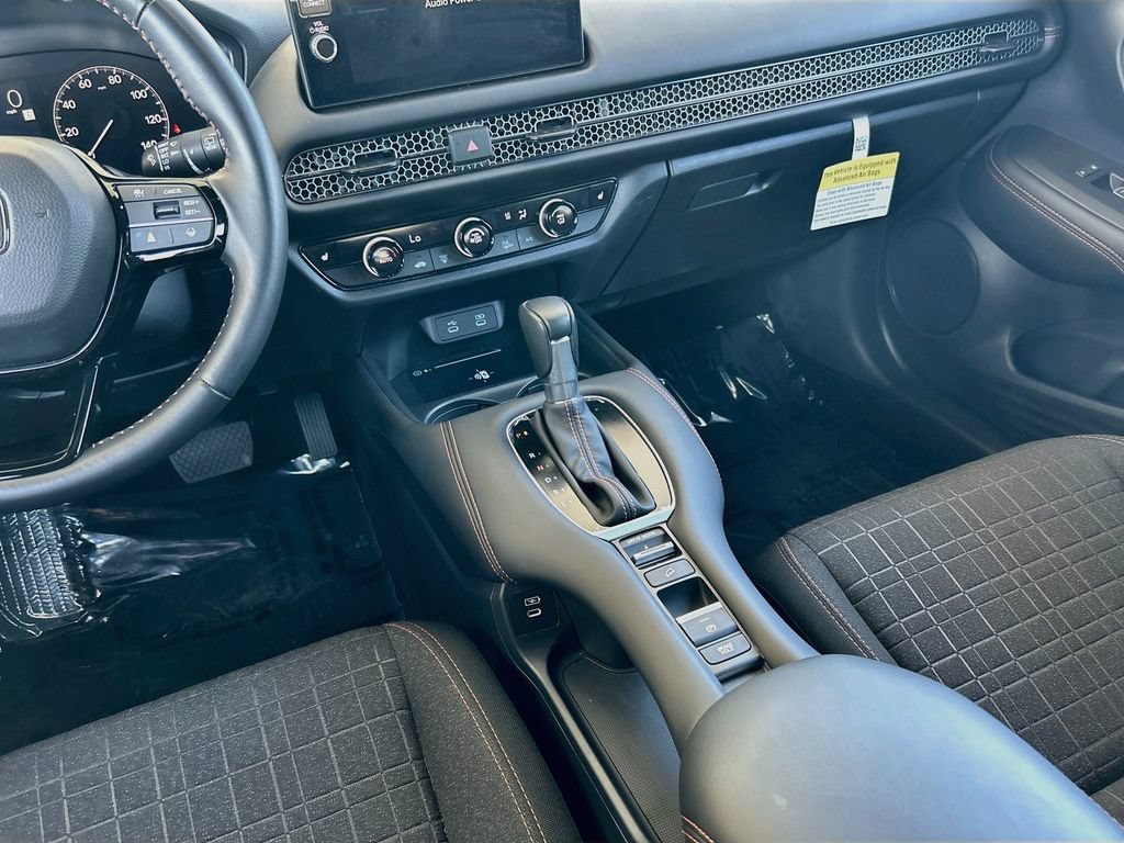 Certified 2026 Honda HR-V Sport image 22