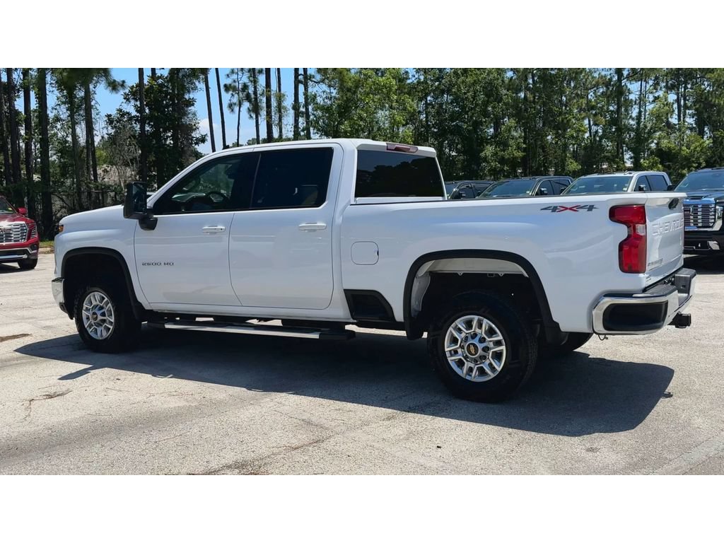 Used 2025 Chevrolet Silverado 2500 LT w/ Convenience Package AWD/4WD image 6