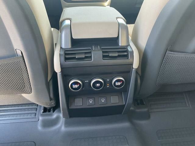 Used 2024 Land Rover Defender 110 S image 21