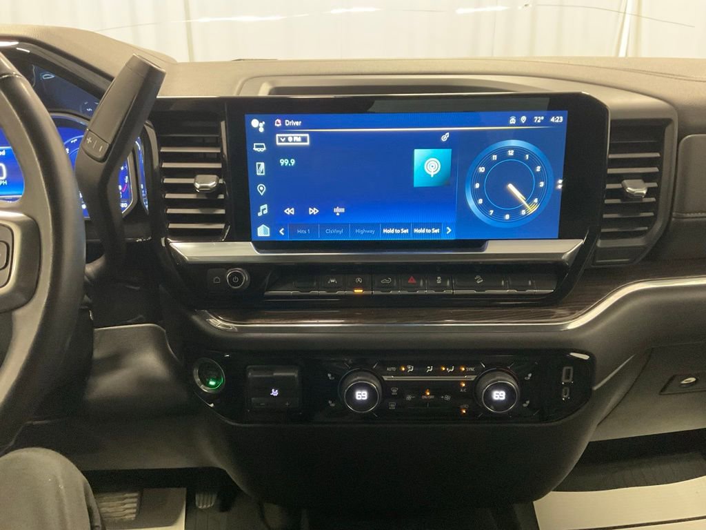 Used 2023 Chevrolet Silverado 1500 RST image 25