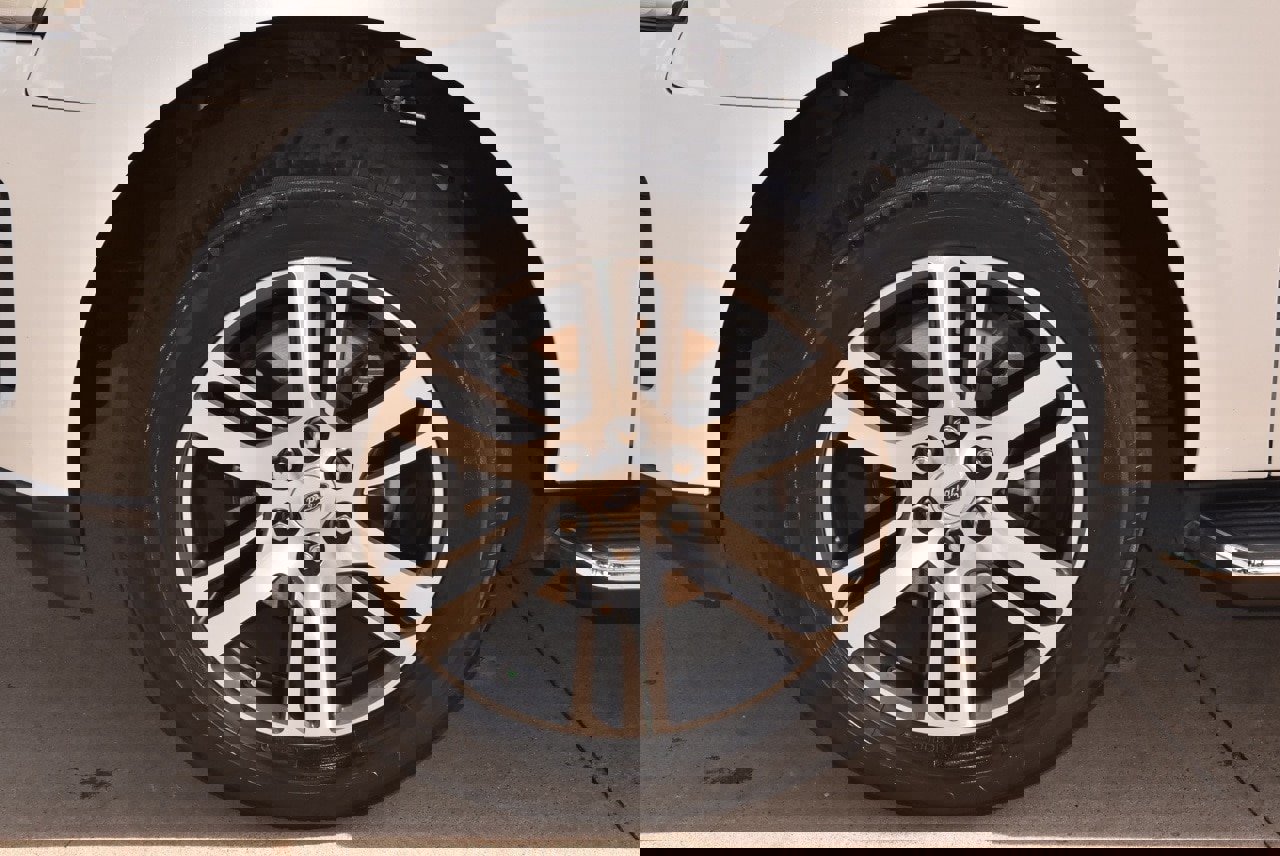 Used 2022 Ford Expedition Max XLT image 42