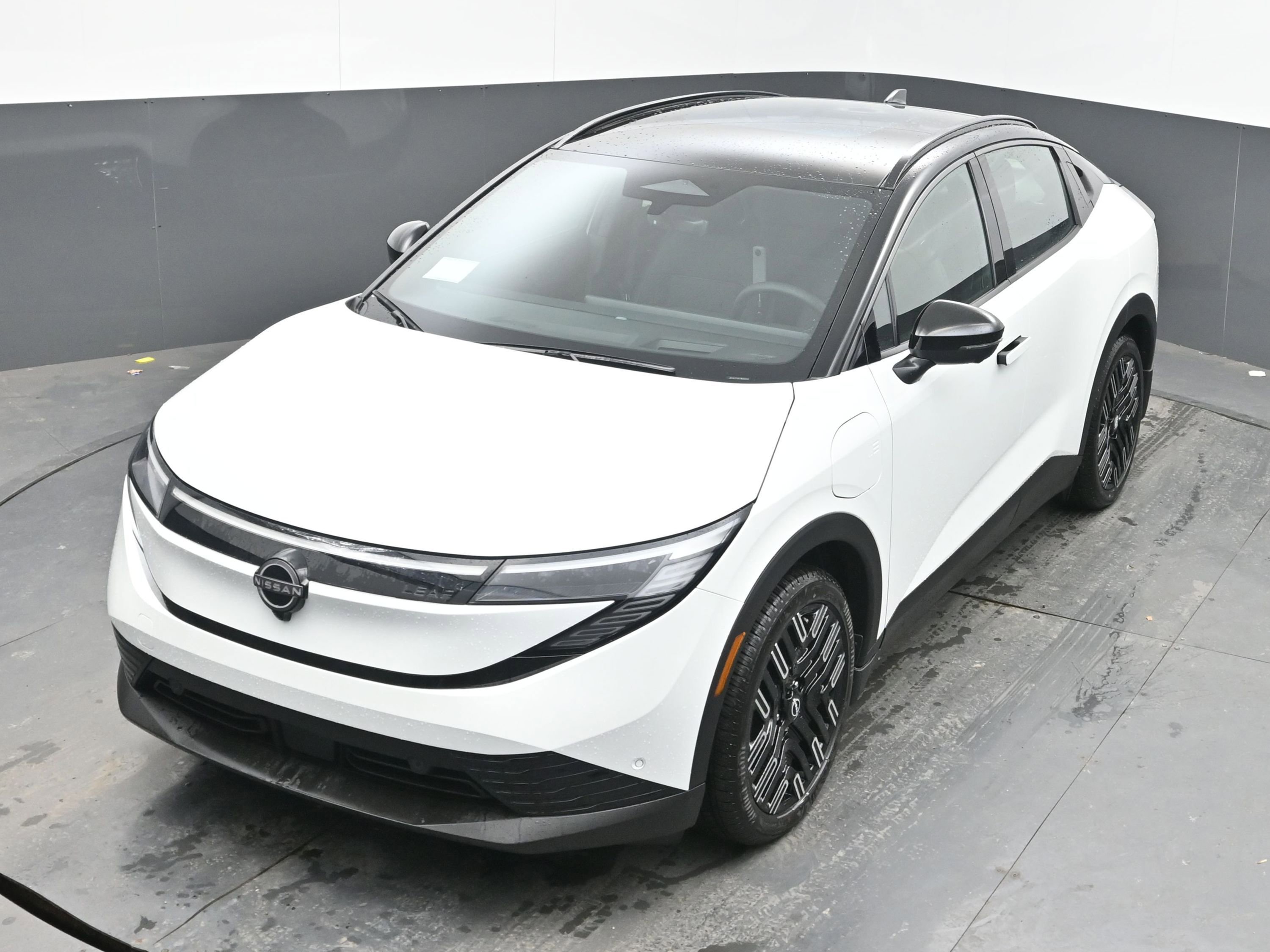 New 2026 Nissan Leaf Platinum+ image 32