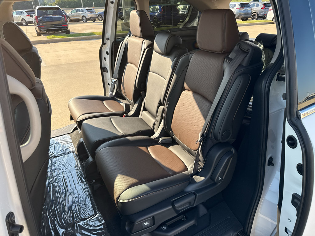 New 2027 Honda Odyssey Elite image 16