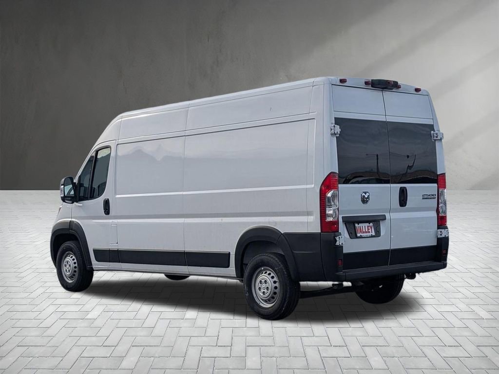 Used 2024 RAM ProMaster 2500 FWD image 5