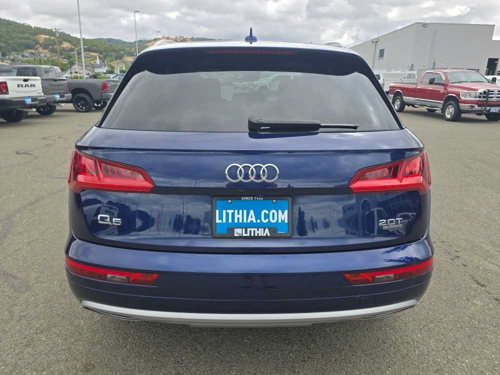 Used 2018 Audi Q5 2.0T Premium w/ Convenience Package AWD/4WD image 4