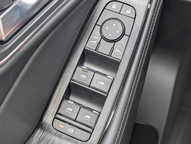 New 2026 Nissan Rogue Platinum AWD/4WD image 11